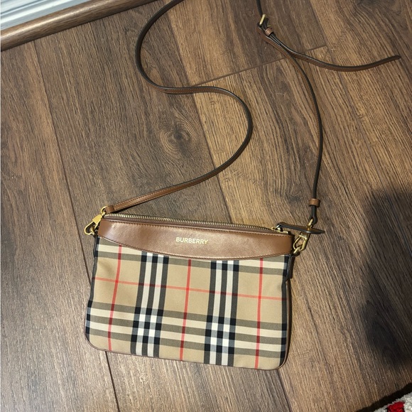Burberry Tan and Brown Women's Bag - Picture 1 of 6